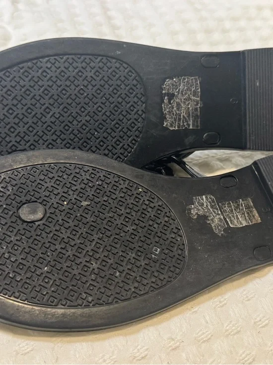 Tory Burch Black Jelly Logo Thong Sandals with Gold Emblem - Picture 6 of 6